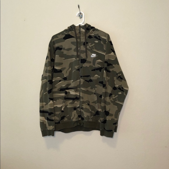 nike sweatshirt camouflage